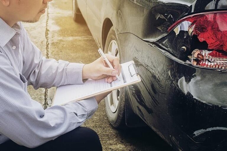 Unfallgutachten: Warum ein Kfz Sachverständiger unverzichtbar ist