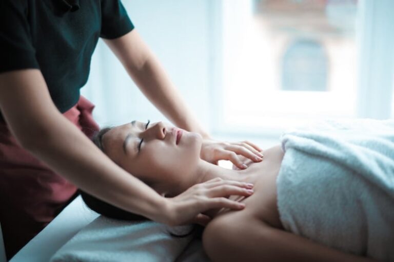 Travel Comfort: Business Trip Massages in Seoul by Rolanmas