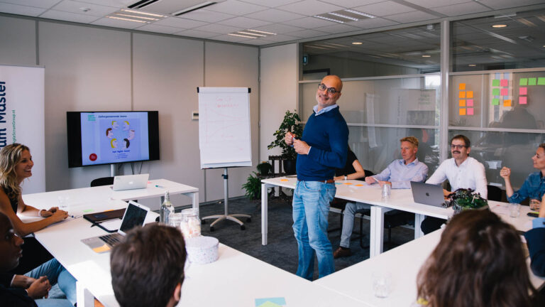 Scrum Schulung in Köln: Agile Methoden vor Ort Erlernen