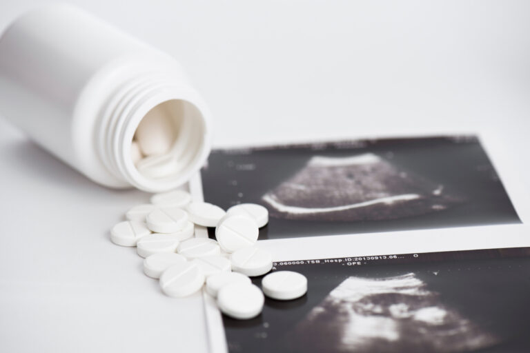 Abtreibungspillen im Vergleich: Mifegyne®, Medabon, Miso One & mehr
